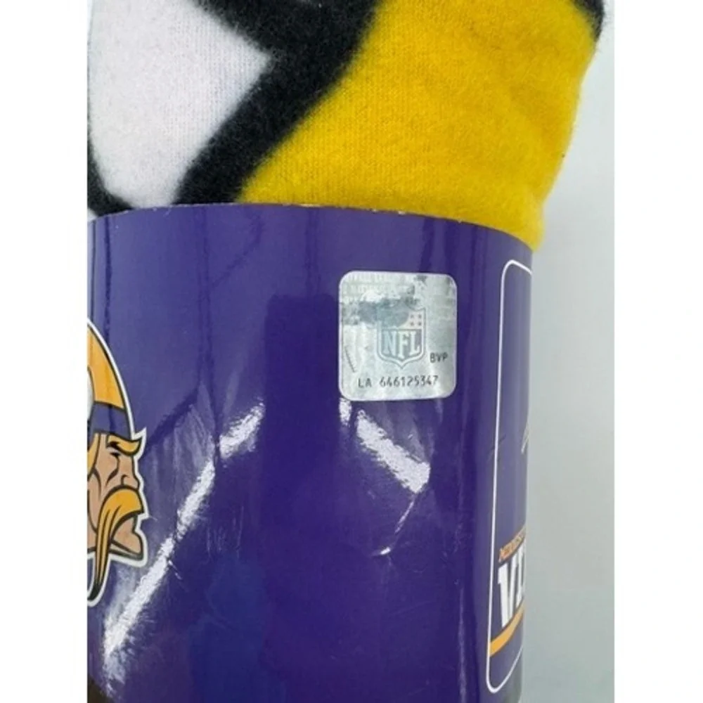 Minnesota Vikings Fleece Throw Blanket 50x60 Purple Gold Logo New NFL
